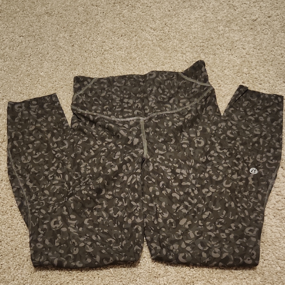 Base Pace Leggings